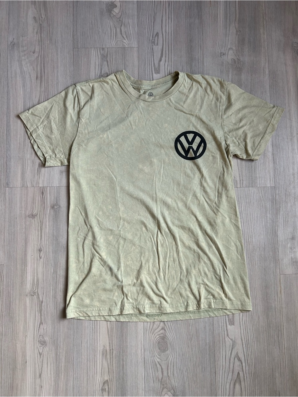 VW Short Sleeve Logo Tee in Light Olive